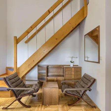 D. Bella Donna Apartment